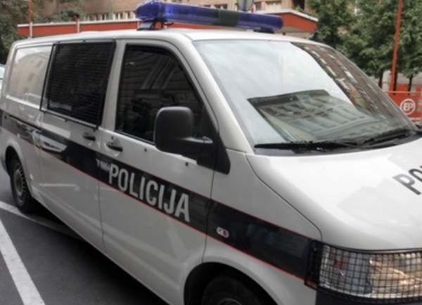 policija