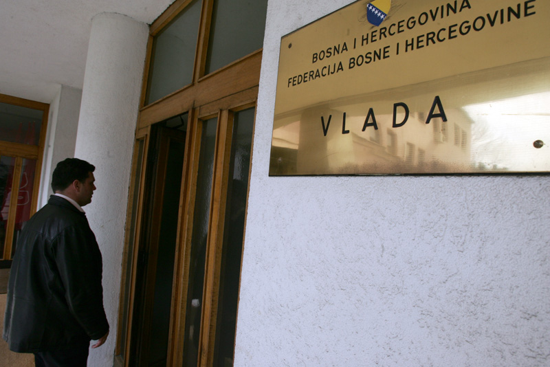 Mujezinović sa predstavnicima OSCE-a / foto: Depo