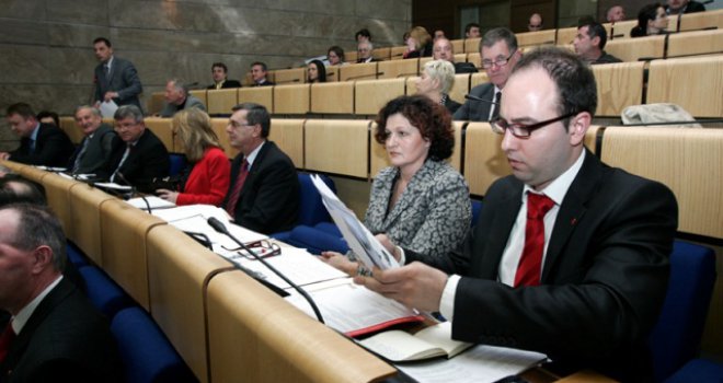 Dom naroda odbacio zakon o pomoći poplavljenim područjima