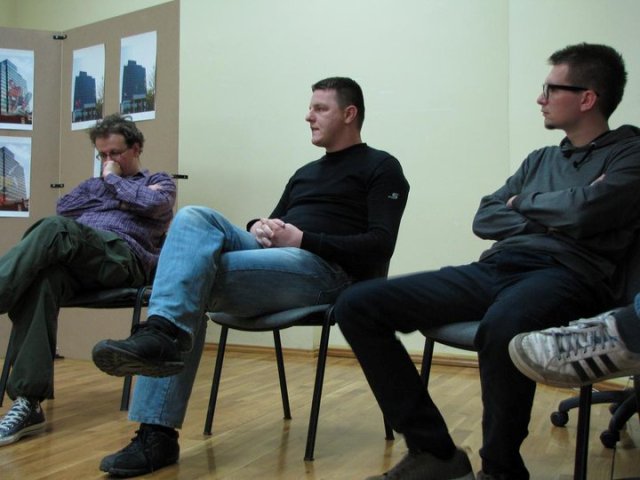 Debata 'Čekajući heroja'