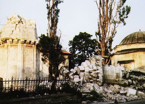 srušena Ferhadija srušena Ferhadija