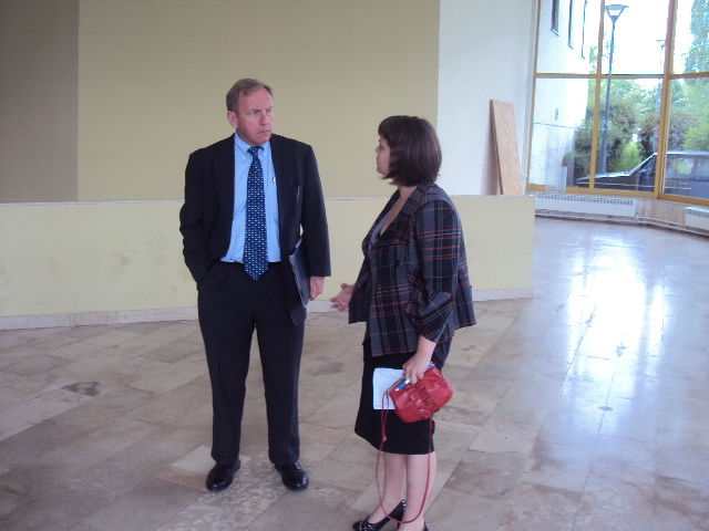 Clifford Bond u Domu omladine