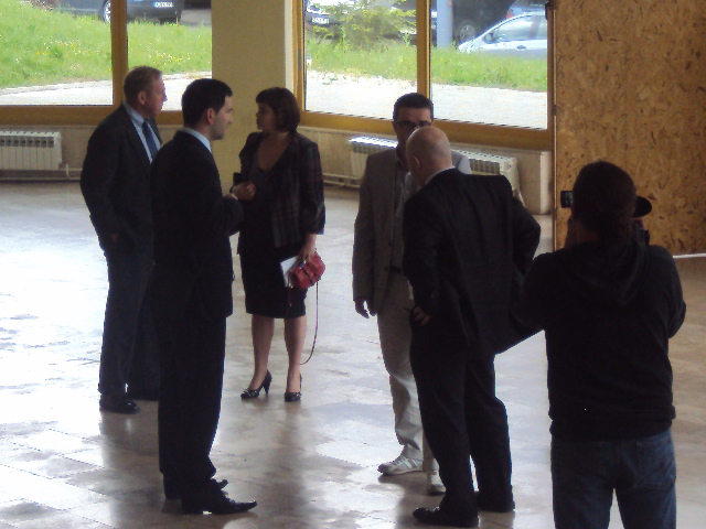 Clifford Bond u Domu omladine