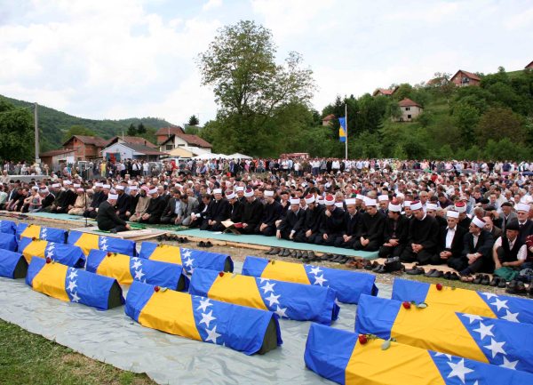 dzenaza bratunac naslovna