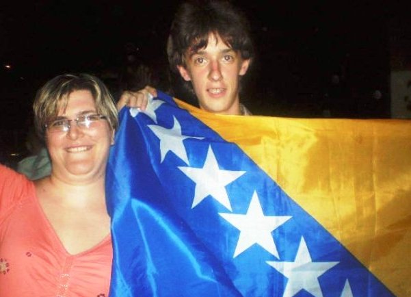 radovan papovic sa zastavom