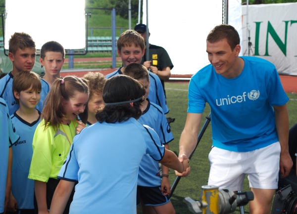 unicef dzeko 1