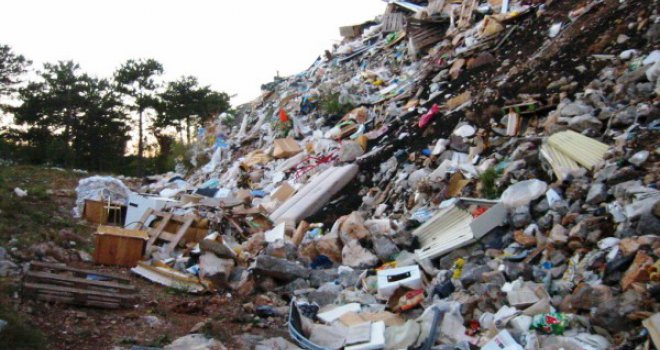 Premijer Konaković: Vraćamo se na stari način odlaganja otpada, od sutra će se sanirati velika...