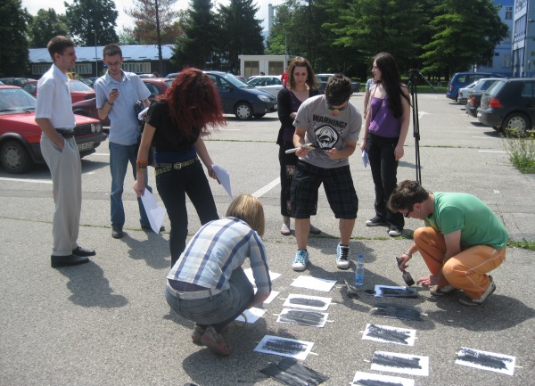 O&scaron;tra nula-diplome, naslovna