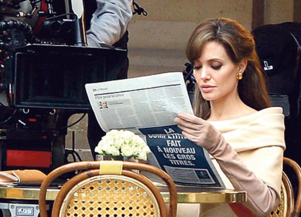 angelina jolie turist