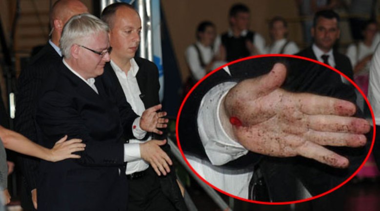 josipovic-poslije pada1