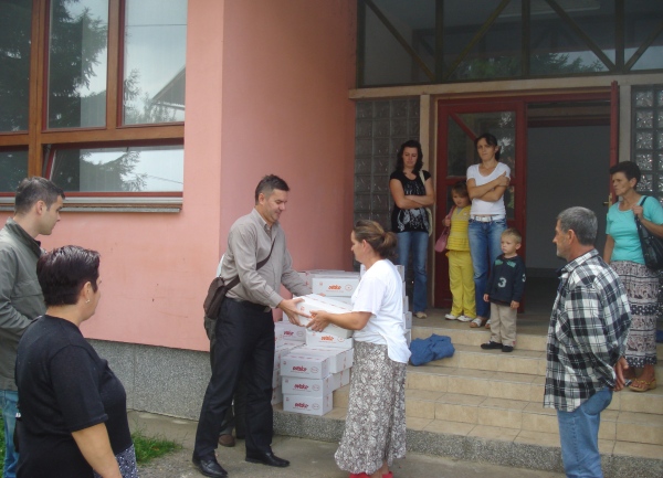 Pomoć porodicama - Akova impex