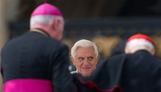 Papa Benedikt XVI Papa Benedikt XVI