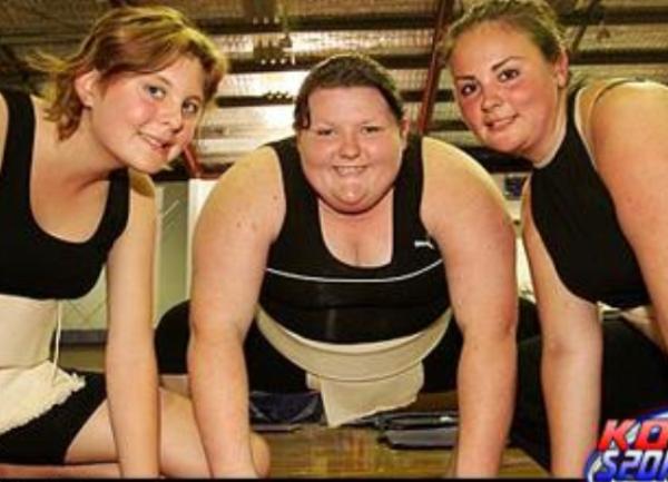 Samantha-Jane Stacey (u sredini) / Foto: kocosports