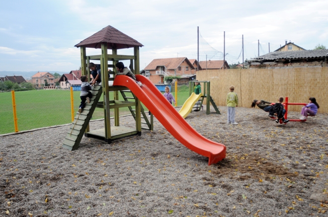 Dječije igrali&scaron;te Česma