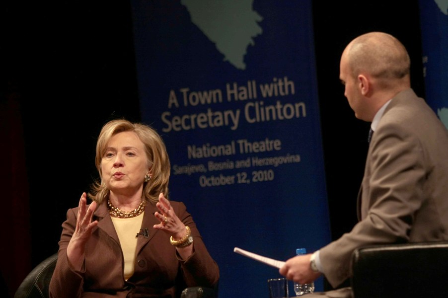 Hillary Clinton u Narodnom pozorištu Sarajevo Hillary Clinton u Narodnom pozorištu Sarajevo