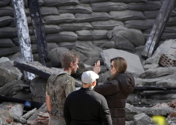 Prve fotografije sa seta: Angelina i Brad u Budimpe&scaron;ti