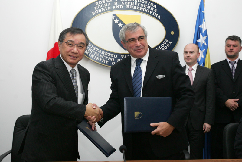 alkalaj-japanci alkalaj-japanci