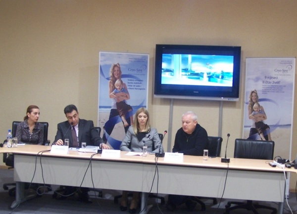 press konferencija family plus