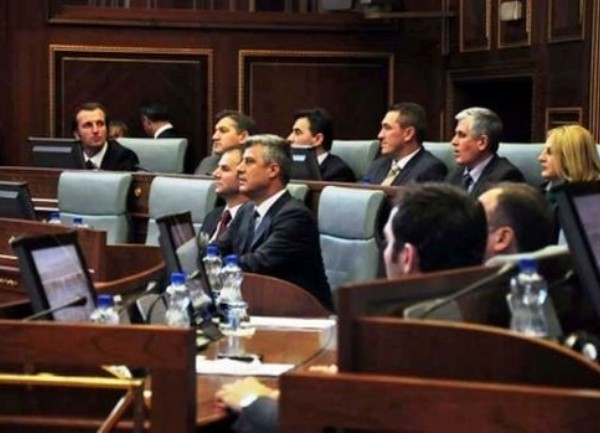 Ha&scaron;im Tači u skup&scaron;tini