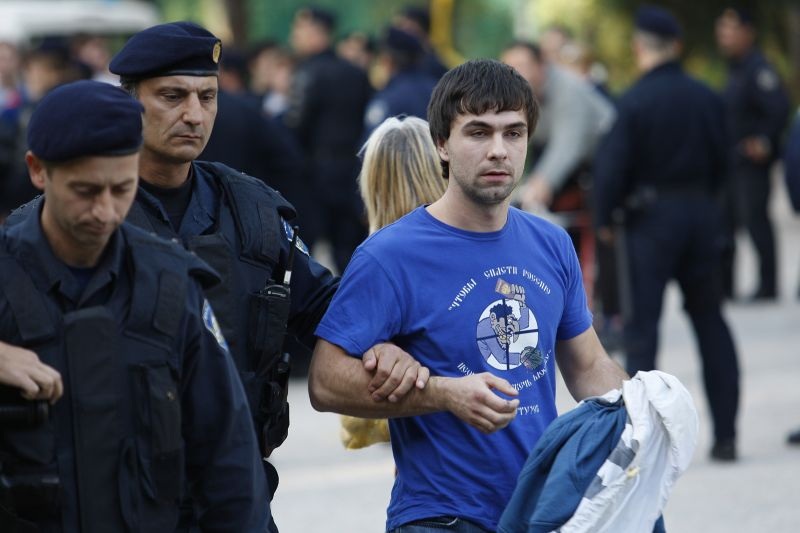 privodjenje-navijaci1