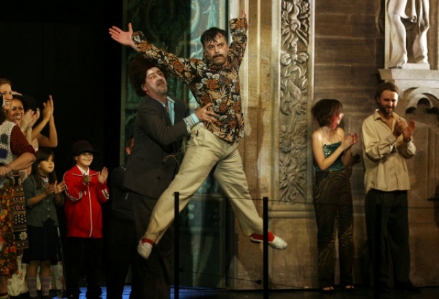 dom za vjesanje- premijera u Beogradu