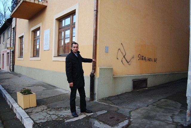 Napad na sinagogu u Doboju