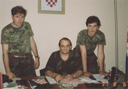 Feljton B.Glava&scaron;