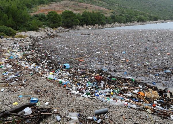 smeće na pelje&scaron;cu