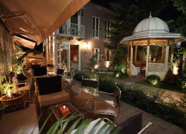 Četiri sobe gospođe Safije