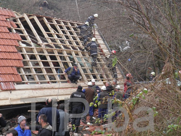 akcija spasavanja tuzla kliziste1