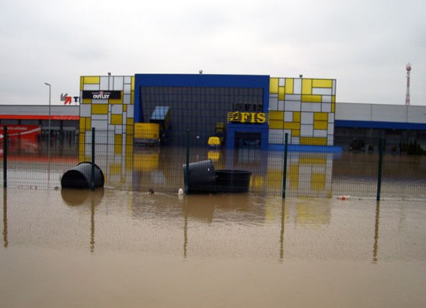 poplave u Bijeljini / foto: Srna