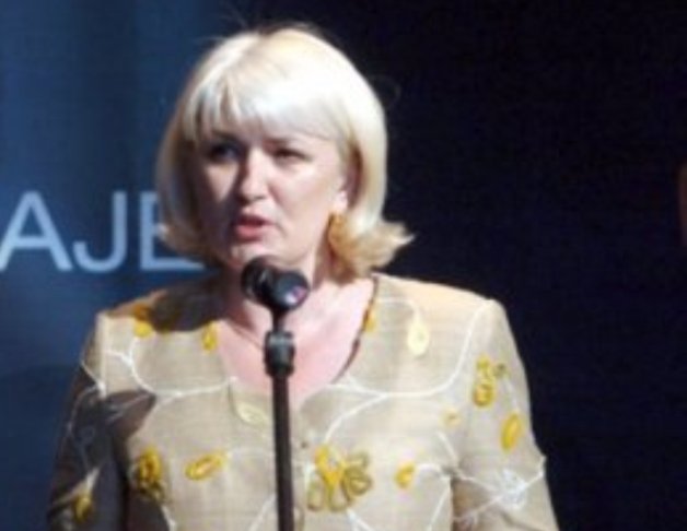  Amira Arifović Harms 