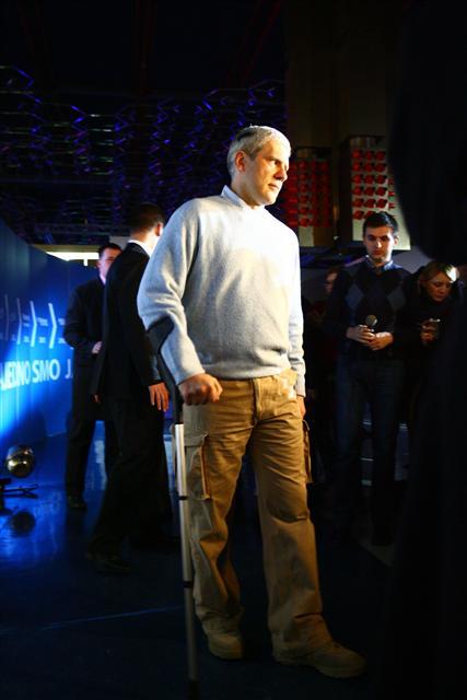 Boris Tadić sa &scaron;takom / foto: Tanjug
