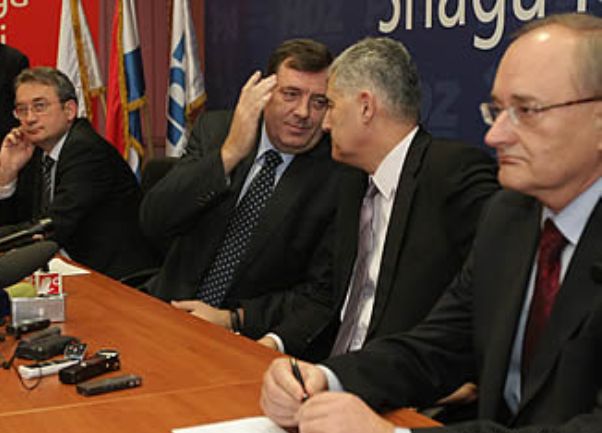 sastanak mostar fles sastanak mostar fles