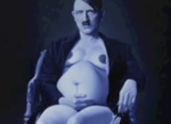 Hitler kao trudnica