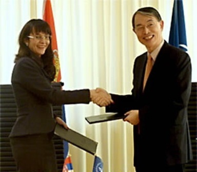 Snežana Malović i Sang Hjun-Song