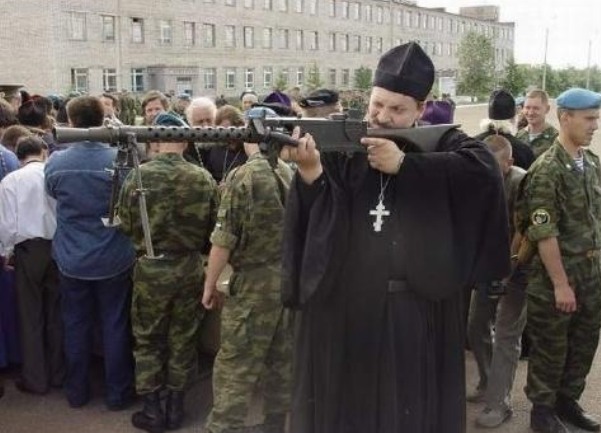 svestenik u vojsci svestenik u vojsci