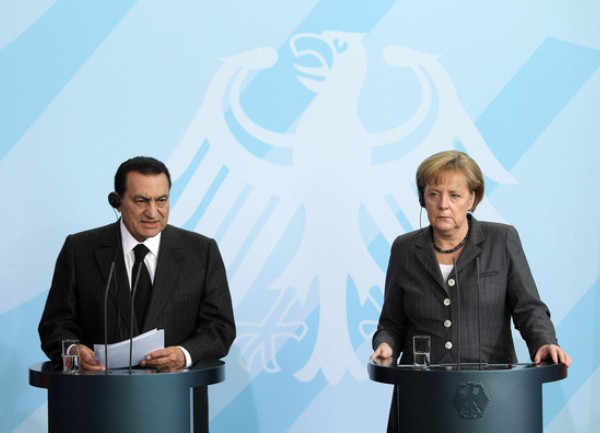Hosni Mubarak i Angela Merkel