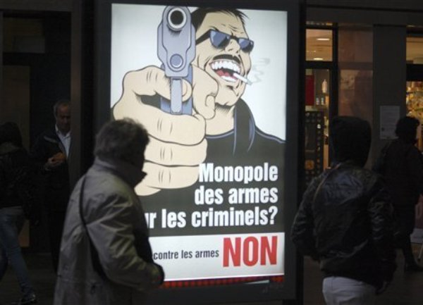 &Scaron;vajcarska referendum o oružju 