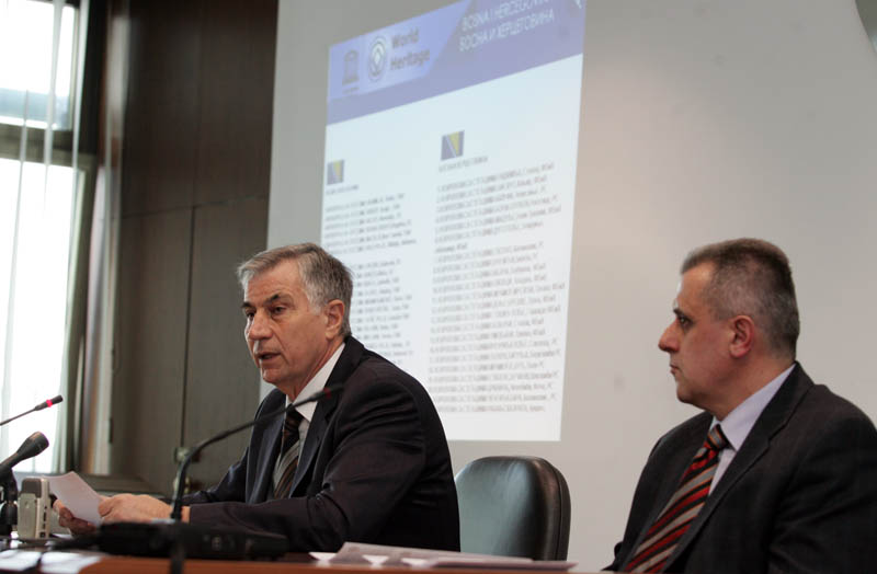 Sredoje Nović-Dubravko Lovrenović 