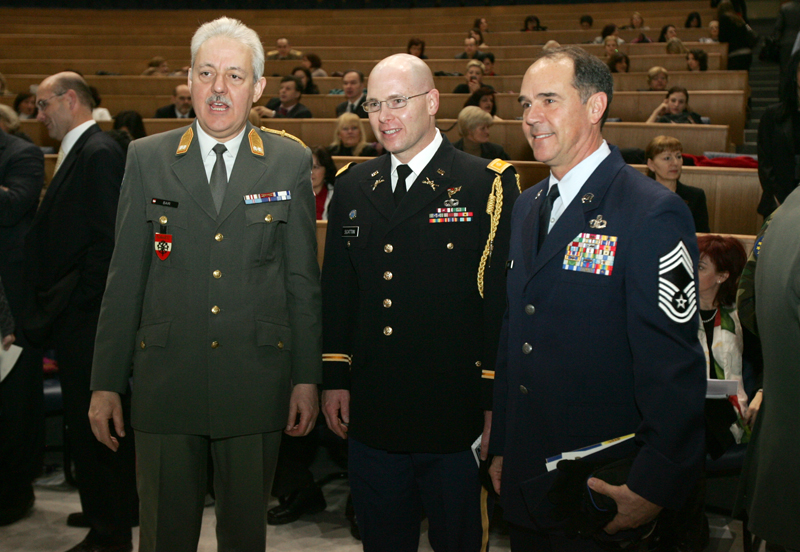 prijem povodom 100 god 8-MARTa