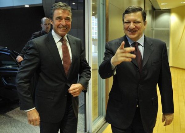Anders Fogh Rasmussen i Jose Manuel Barroso