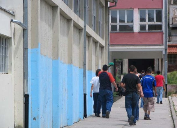 Srednja &scaron;kola Stolac