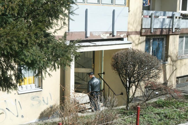 Starica zadavljena u vlastitom stanu