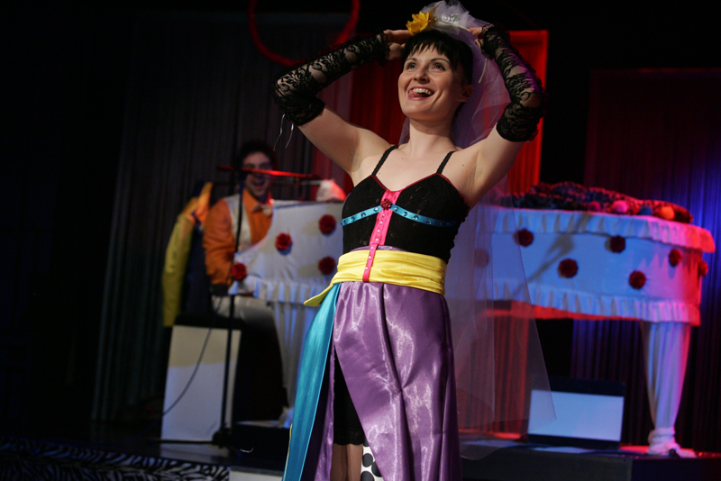 Predstava rađena prema pro&scaron;logodi&scaron;njem bestselleru Kučuk-Sorguč premijernu će izvedbu imati već 17. marta, a prvu i drugu reprizu 18. i 19. marta/ Foto: DEPO PORTAL