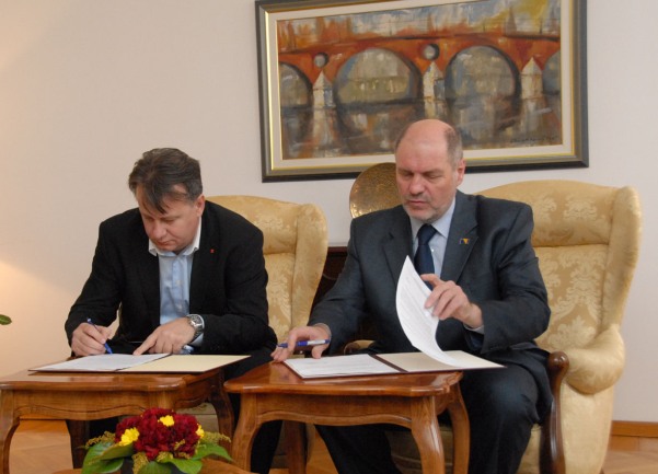 Mustafa Mujezinović i Nermin Nik&scaron;ić-primopredaja dužnosti