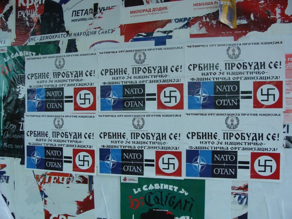 Plakati NATO-nacisti