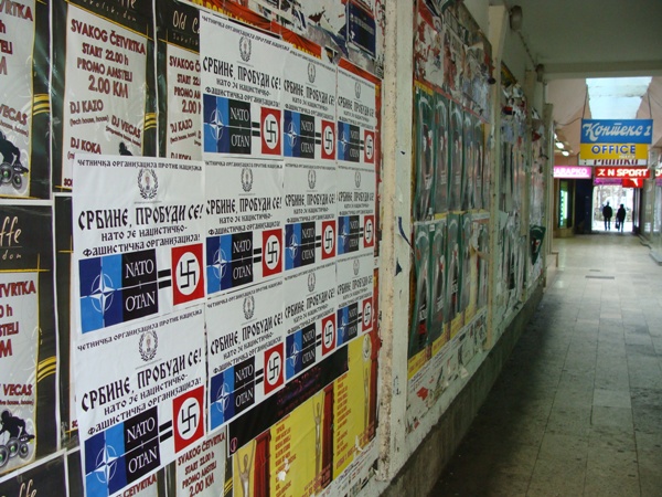 Plakati NATO-nacisti