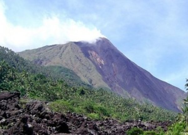 Vulkan Karangetang u Indoneziji