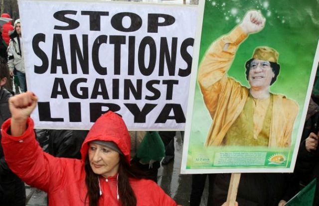 Podrska Komunista Libiji